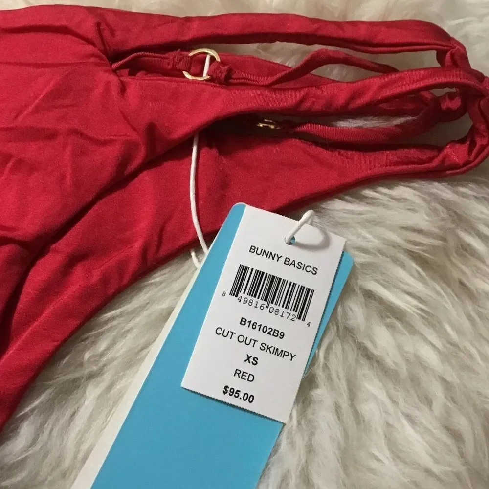 Beach Bunny Basics Cut Out Skimpy Bikini Bottom nwt - Picture 6 of 7